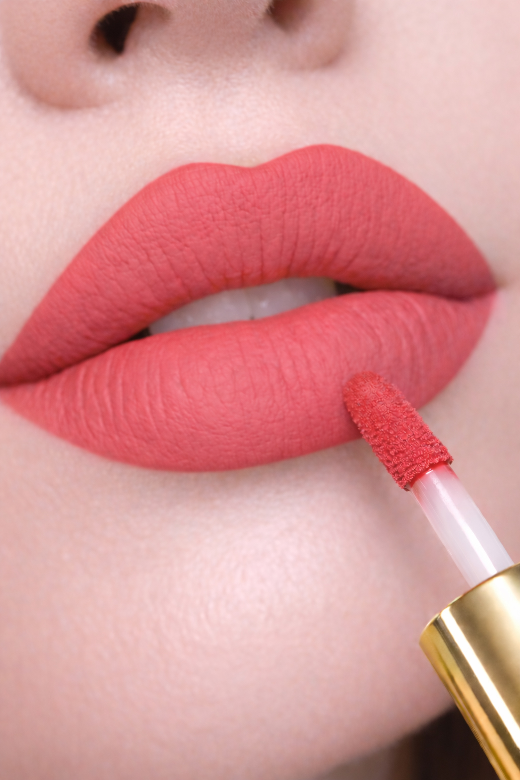 Coral Rose Pink Lightweight Liquid Matte Lipstick