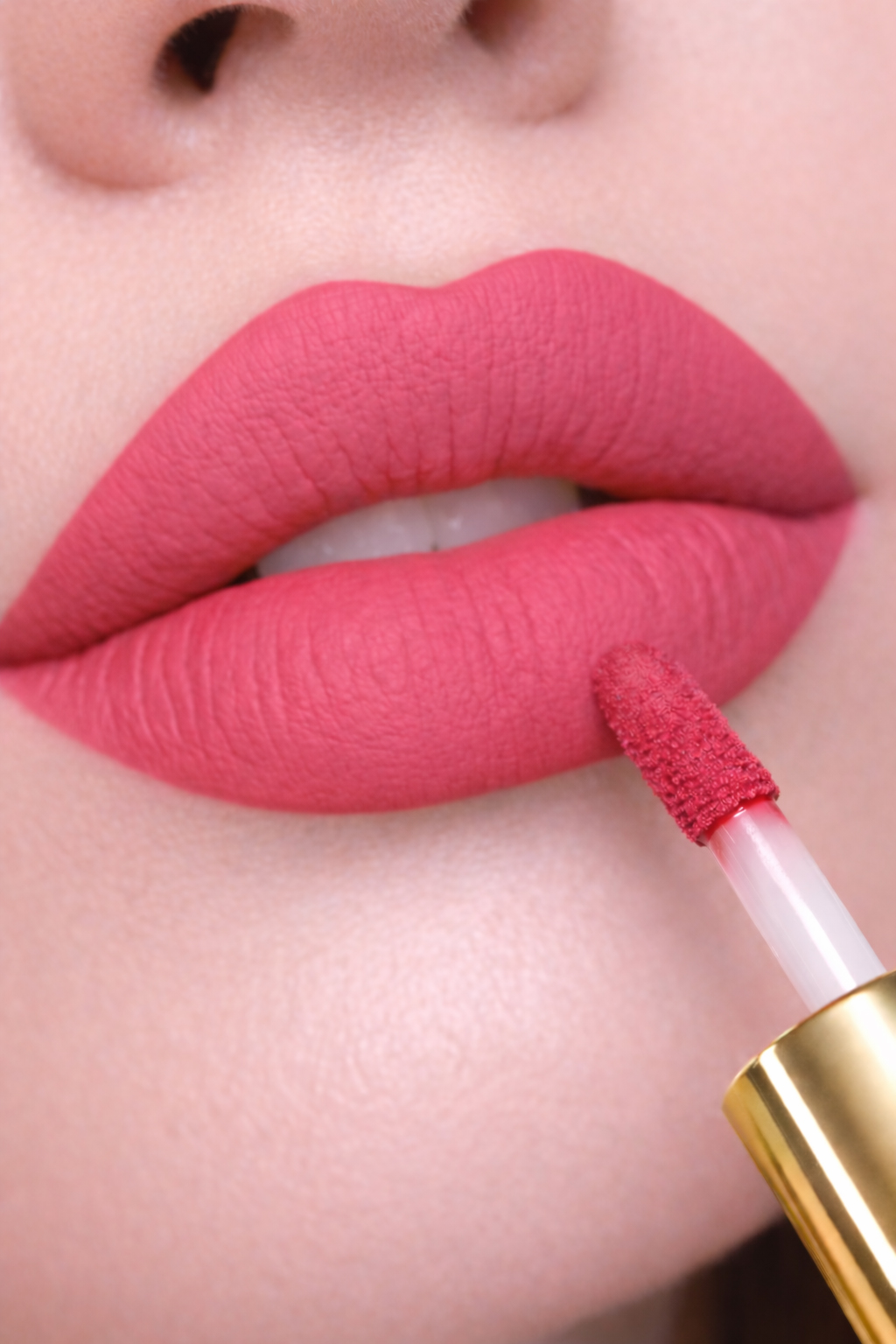 Blush Bloom Lightweight Liquid Matte Lipstick