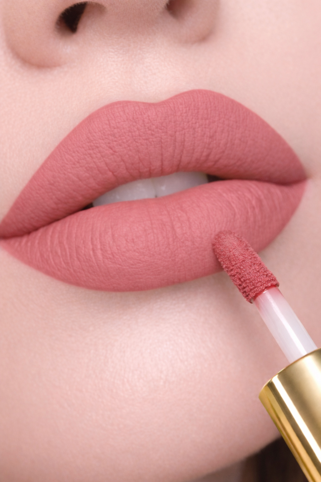 Nude Pink Lightweight Liquid Matte Lipstick